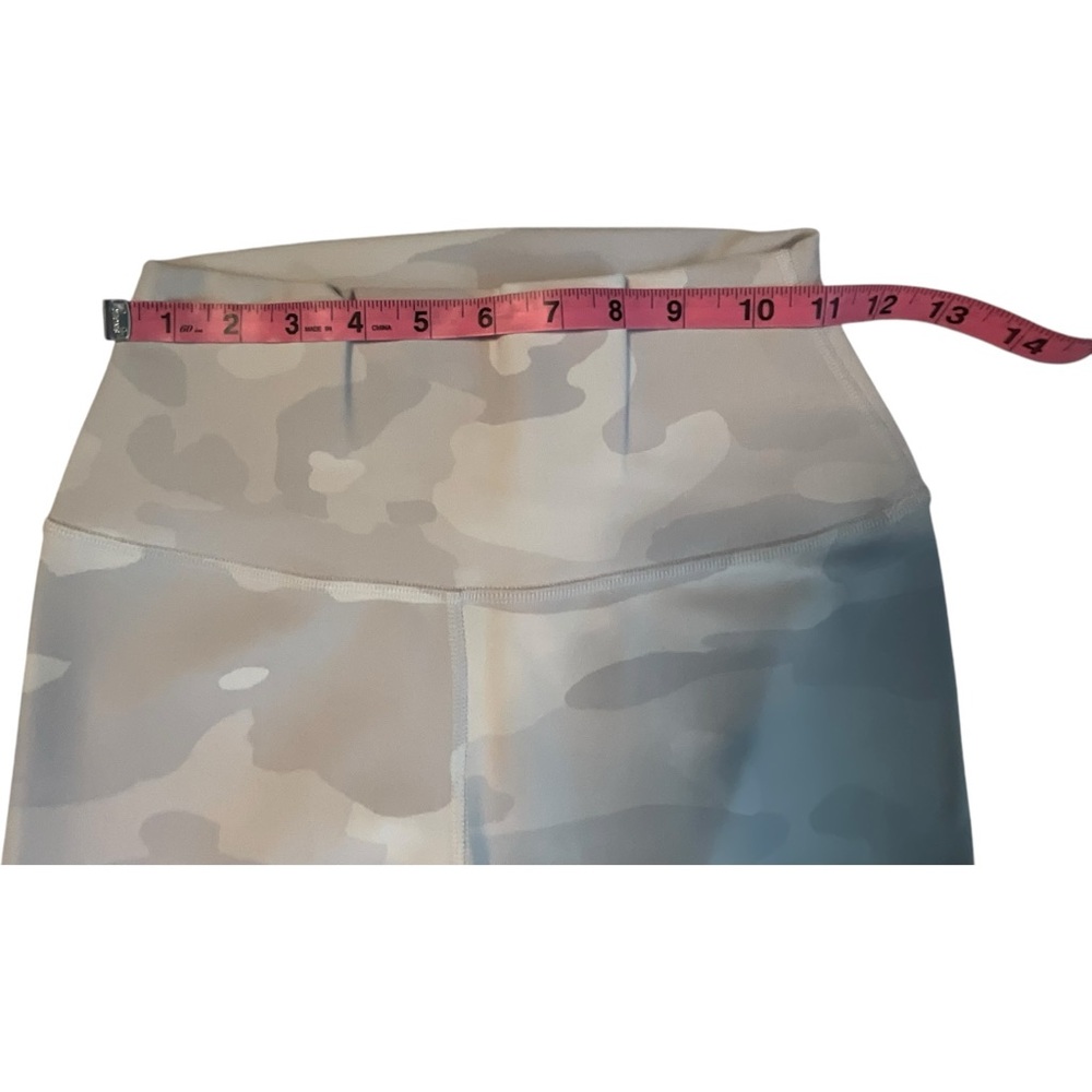 NWOT‎ ALO Yoga High-Waist Camo Vapor Leggings 7/8 Size Small - Picture 12 of 13